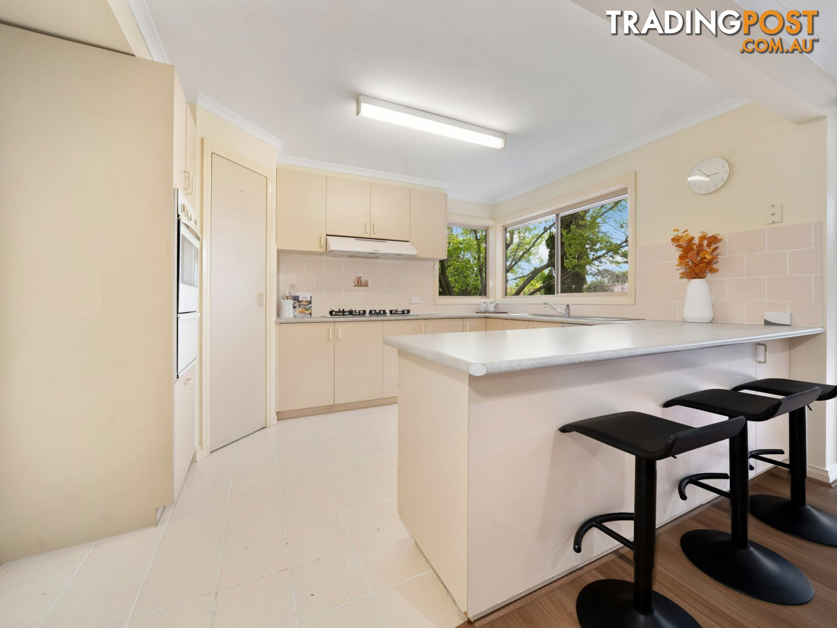 11 Albrecht Avenue BERWICK VIC 3806