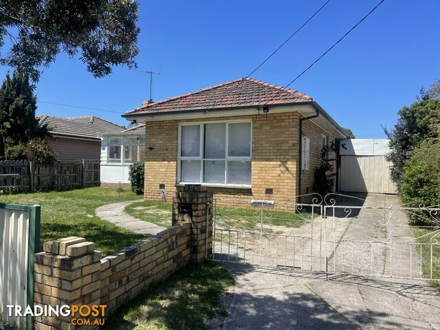 18 Young Street SPRINGVALE VIC 3171