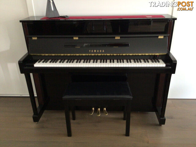 Yamaha upright piano