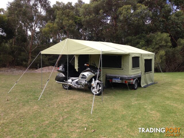 Boomer â Large Camper - photo 2 of 3
