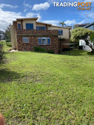 27 Tallawang Ave Malua Bay NSW 2536