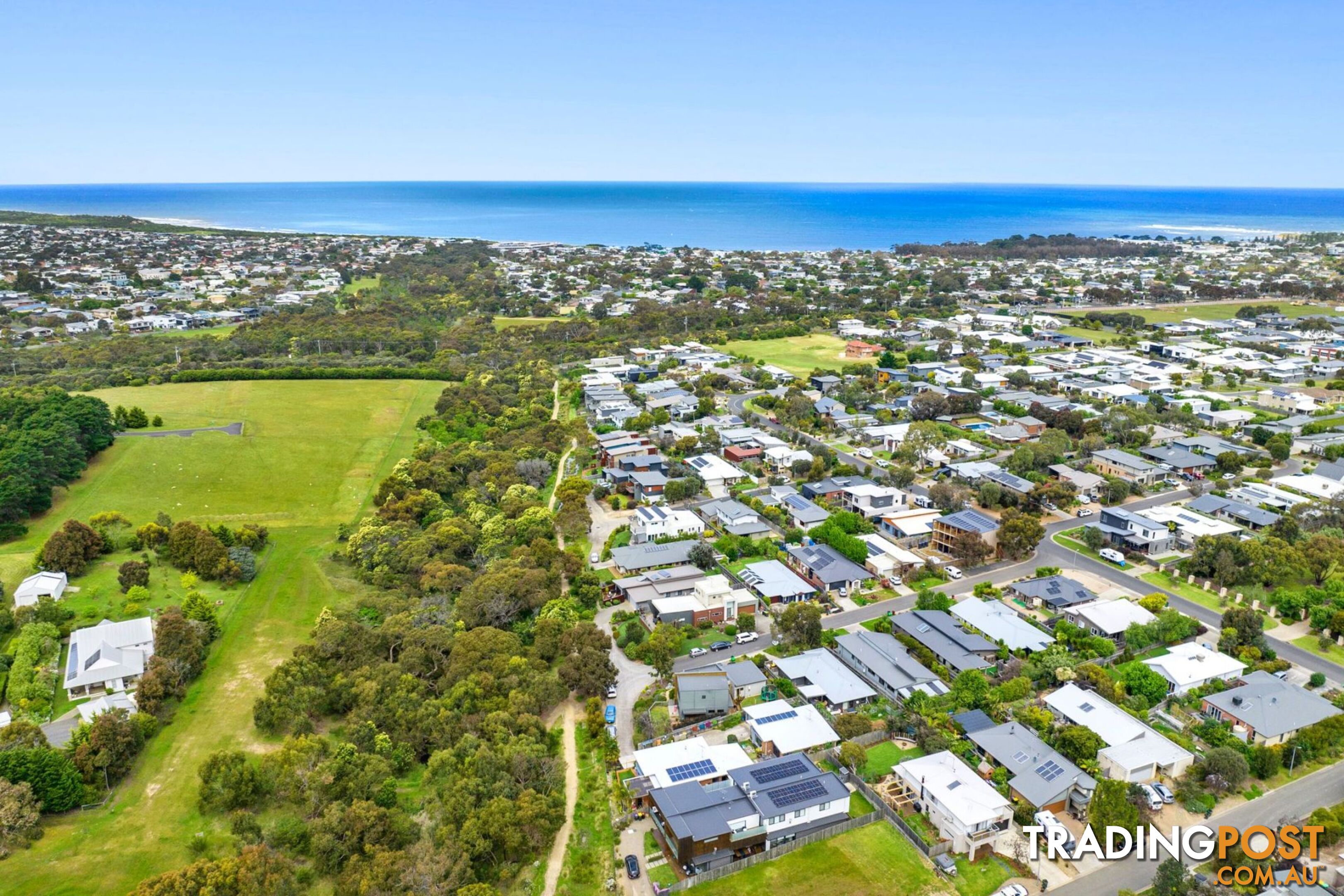 1 7 Saltbush pl Torquay VIC 3228