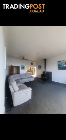 209 Albion Heights Drive KINGSTON TAS 7050