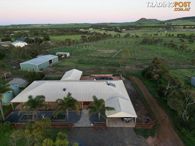 257 Giles Road Moonyoonooka WA 6532