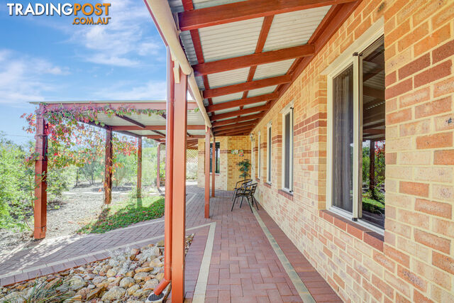 220 Viveash Road SWAN VIEW WA 6056