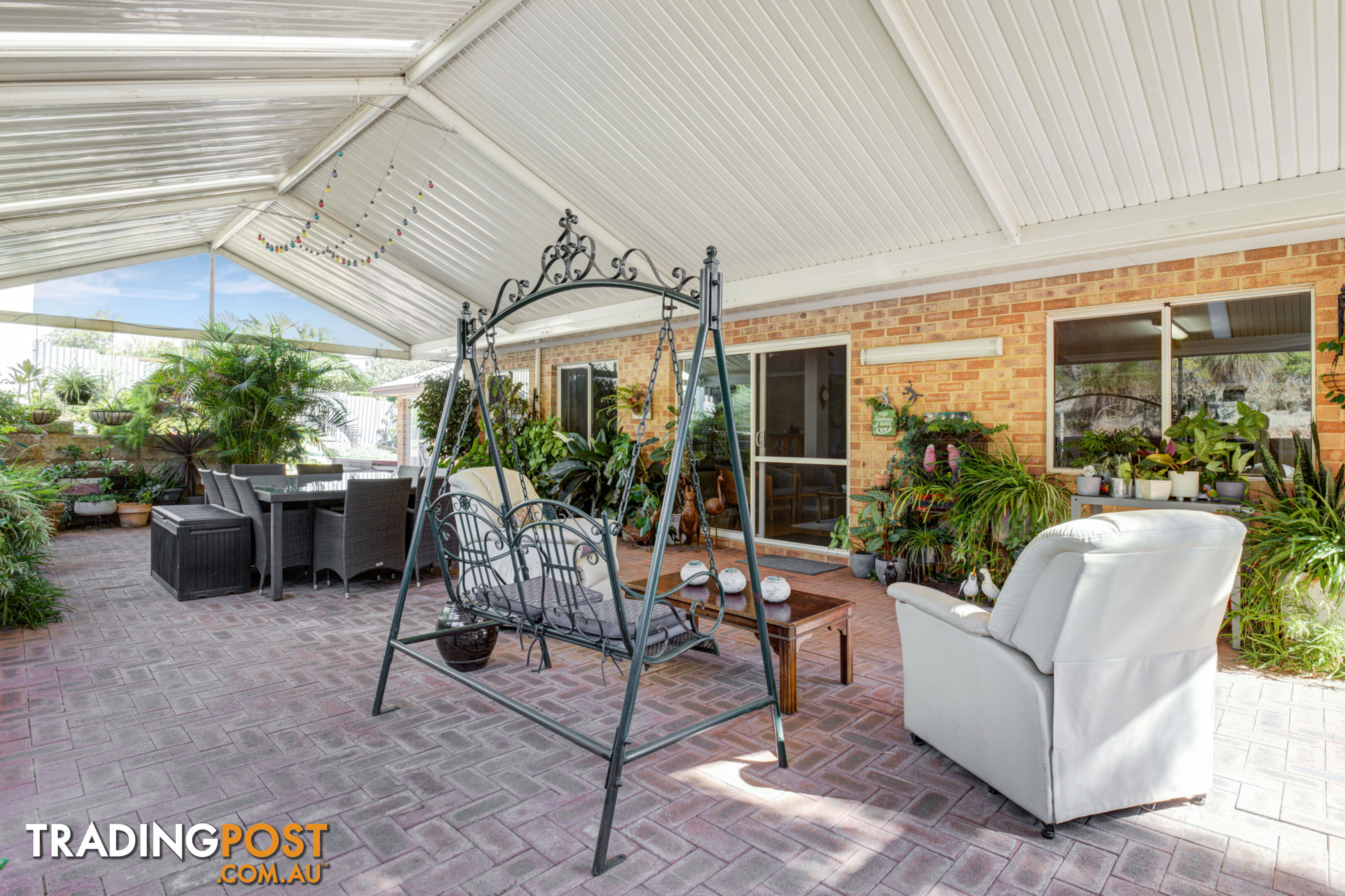 220 Viveash Road SWAN VIEW WA 6056