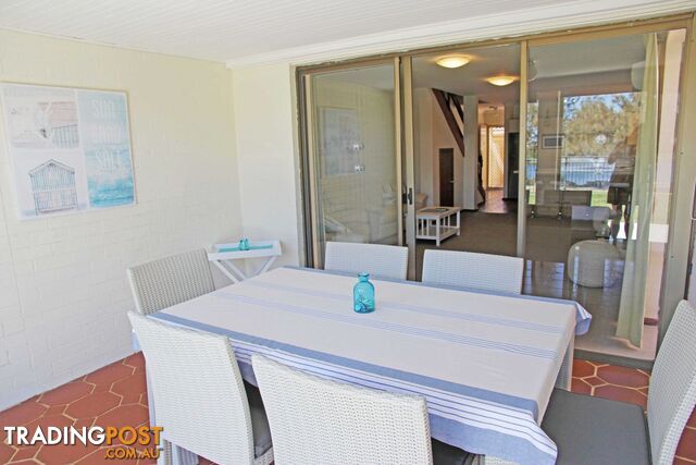 1 76 Ormsby Tce MANDURAH WA 6210