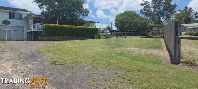 12 Happydale Road LOWOOD QLD 4311