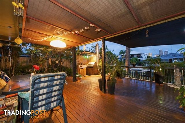 20 Key West Broadbeach Waters QLD 4218