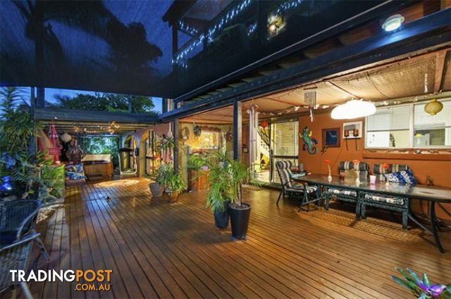 20 Key West Broadbeach Waters QLD 4218