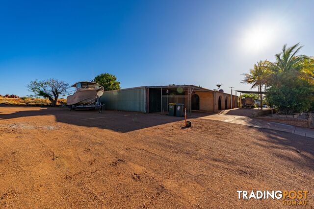 1 Giles Crescent DAMPIER WA 6713