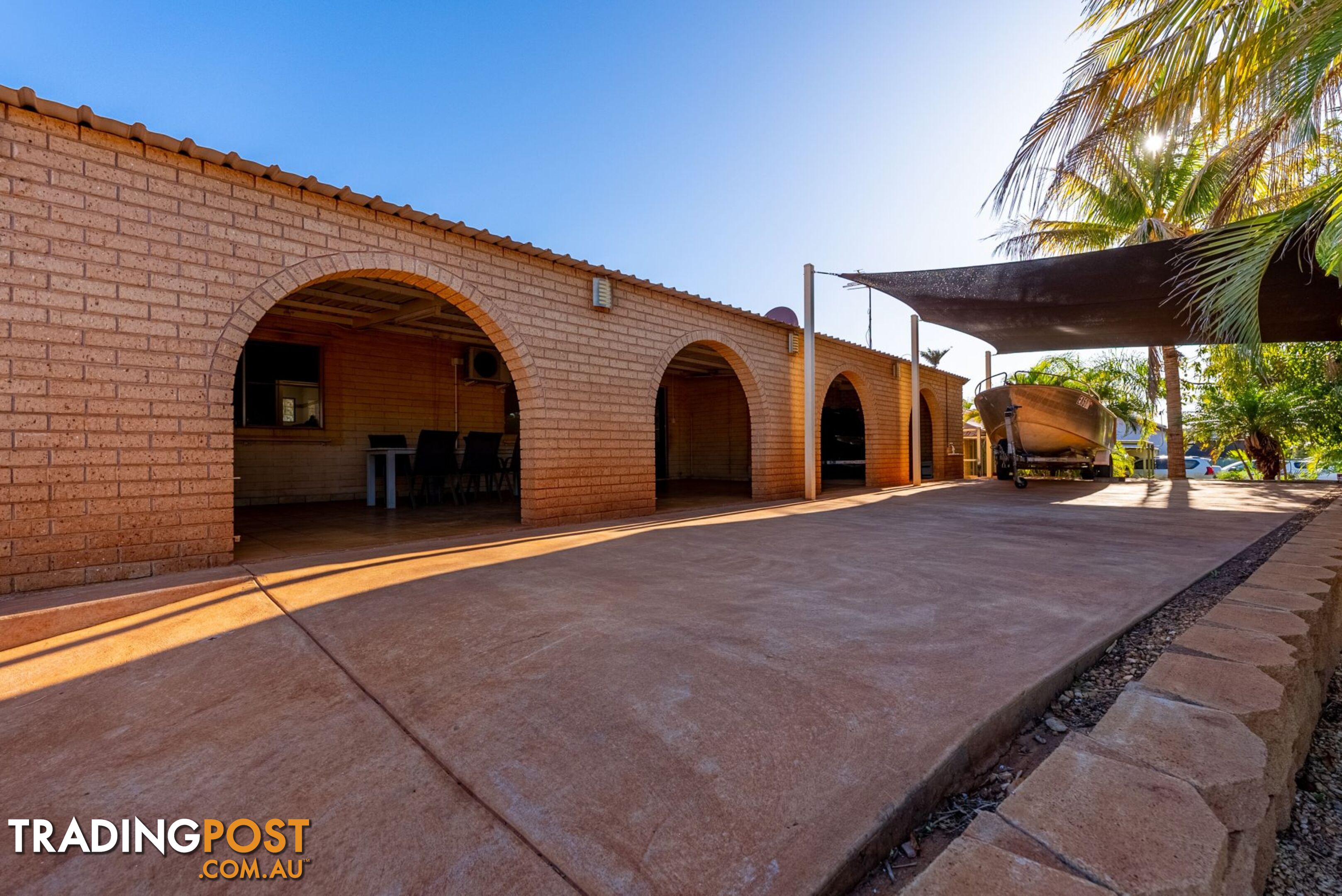 1 Giles Crescent DAMPIER WA 6713