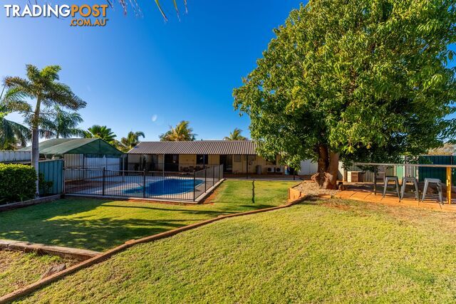 1 Giles Crescent DAMPIER WA 6713