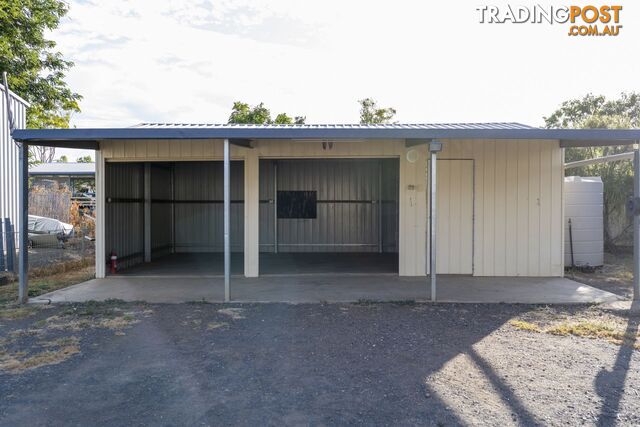 10 Bailey Street Capella QLD 4723