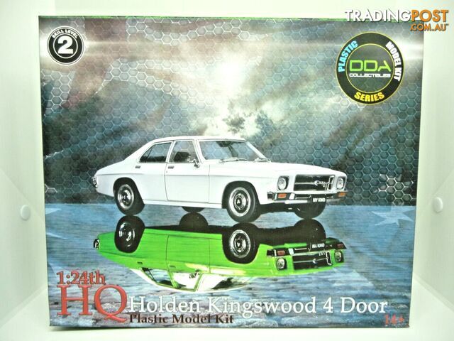 1:24 DDA HQ HOLDEN KINGSWOOD 4 DOOR PLASTIC MODEL KIT OPENING BONNET WITH ENGINE