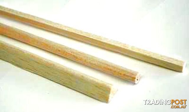 BALSAWOOD TRIANGLE 25 X 25 X 915 ORANGE