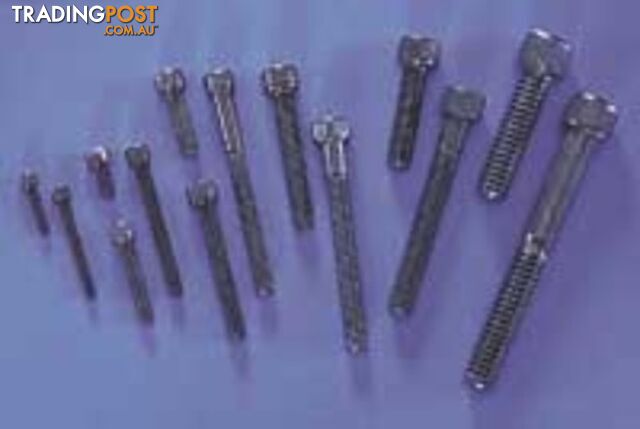 DUBRO 3MM X 18 CAP SCREWS  2125 - DUBRO