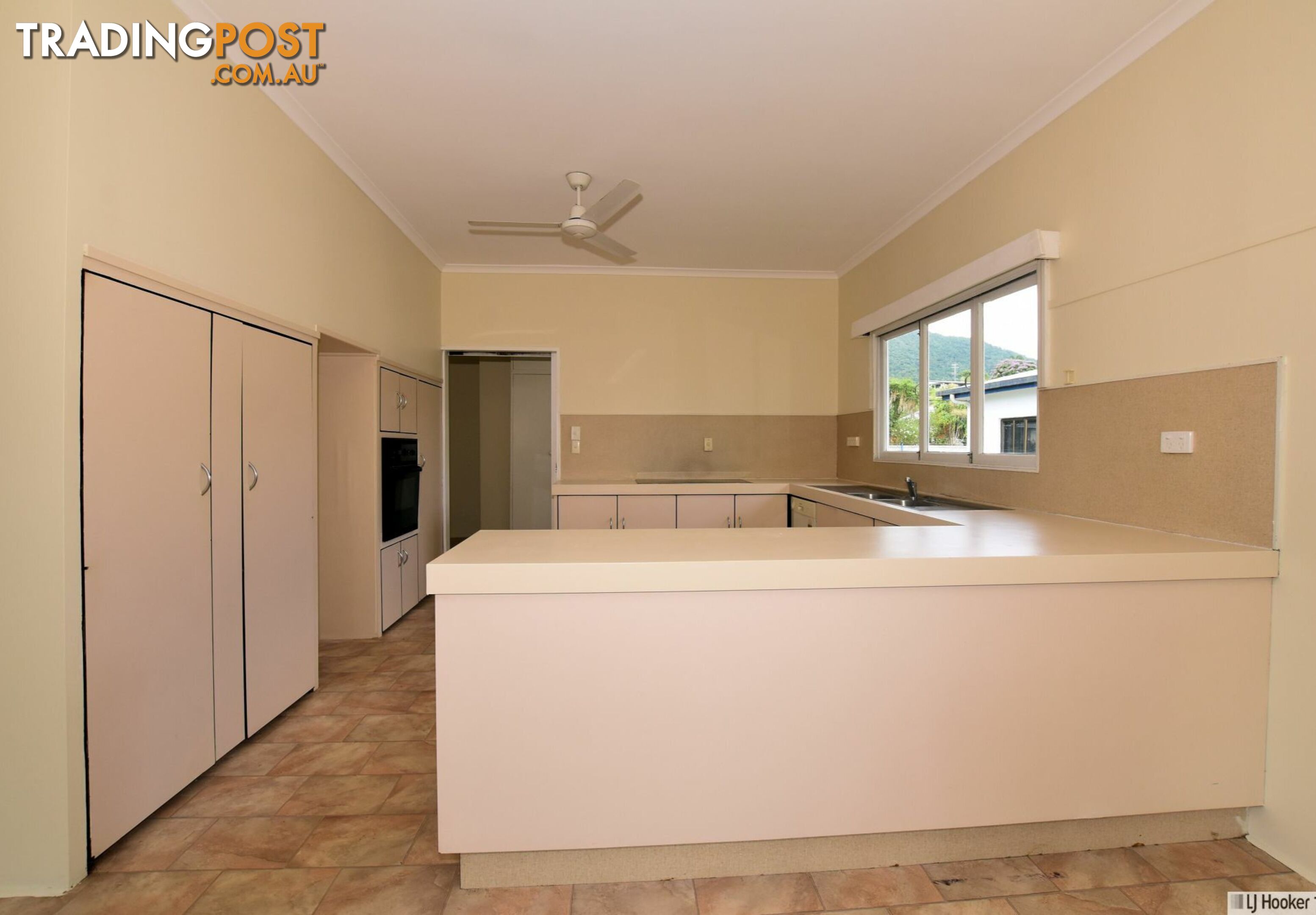 2 Mcdonald Street TULLY QLD 4854