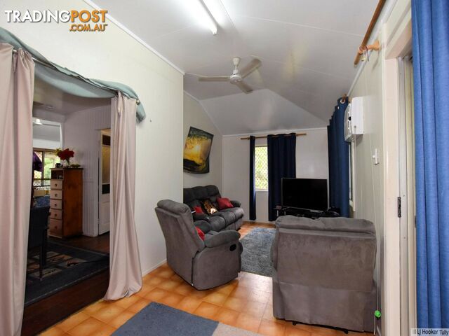 2 Murray Street TULLY QLD 4854