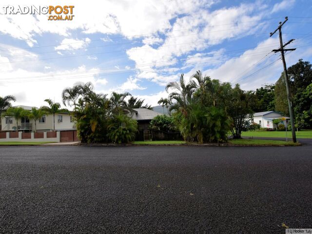 2 Murray Street TULLY QLD 4854