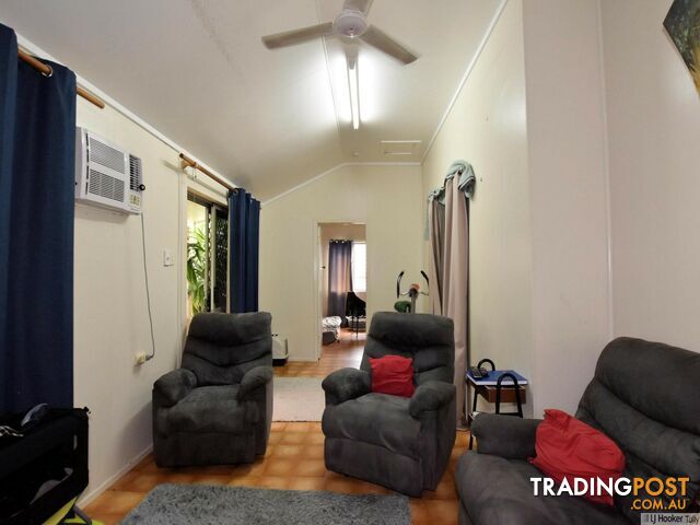 2 Murray Street TULLY QLD 4854