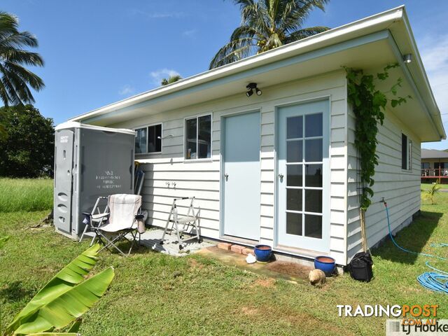 54 Taylor Street TULLY HEADS QLD 4854 - photo 5 of 21