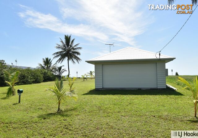 54 Taylor Street TULLY HEADS QLD 4854