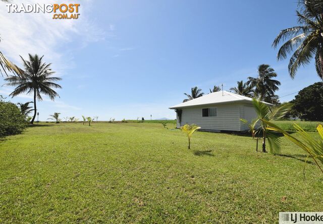 54 Taylor Street TULLY HEADS QLD 4854 - photo 3 of 21