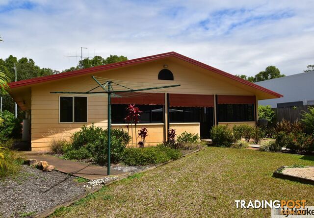 130 Roma Street CARDWELL QLD 4849