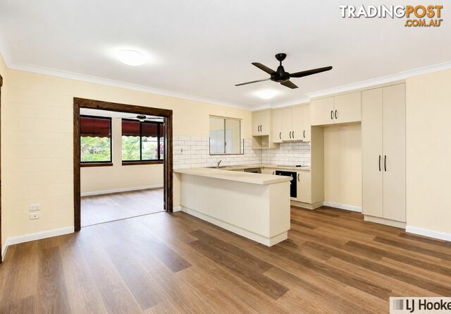 130 Roma Street CARDWELL QLD 4849 - photo 3 of 25