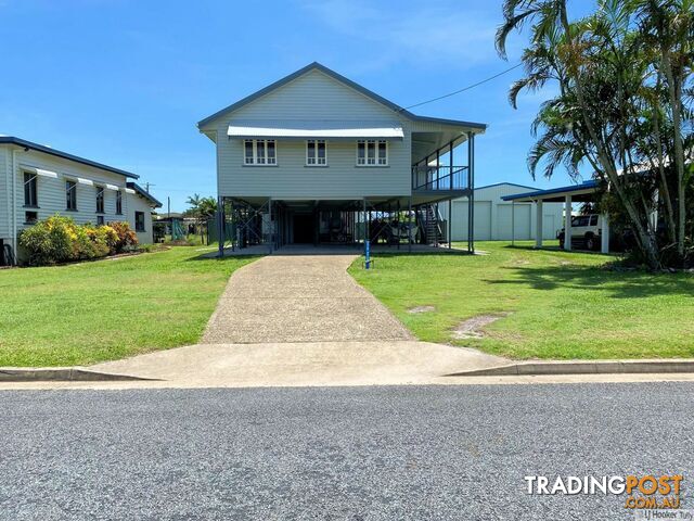 12 Sydney Smith Street KURRIMINE BEACH QLD 4871