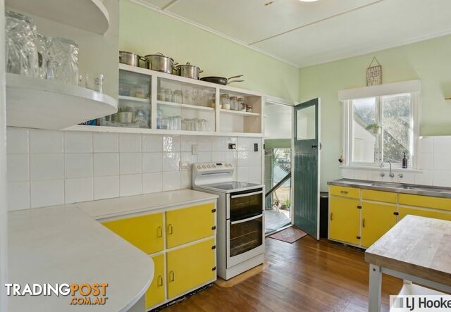 10 Cairns Street TULLY QLD 4854 - photo 3 of 25