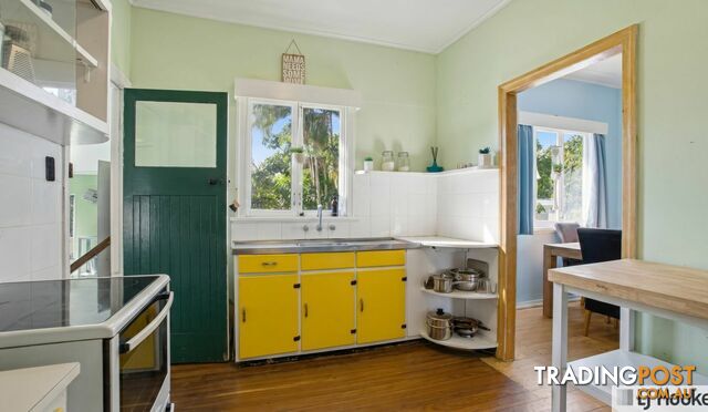 10 Cairns Street TULLY QLD 4854 - photo 4 of 25