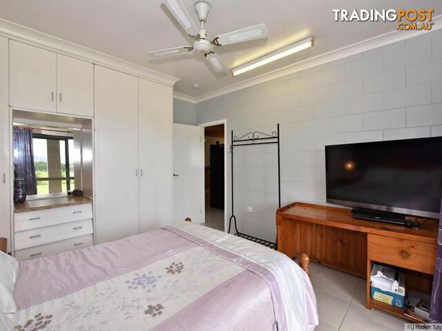 38 Tains Road FRIDAY POCKET QLD 4855