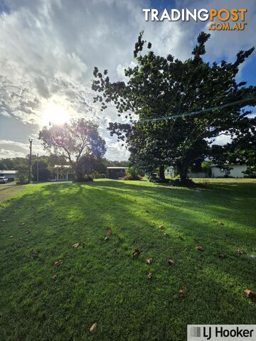 82 Taylor Street TULLY HEADS QLD 4854