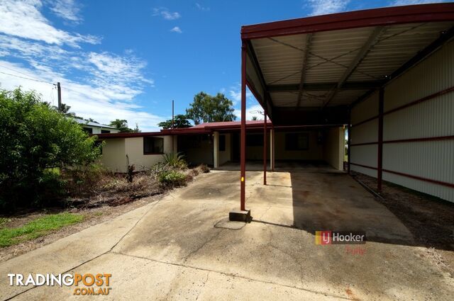 52 Luff Street HULL HEADS QLD 4854