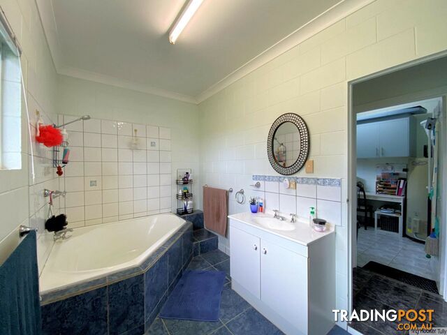 8 Stuart Drive FELUGA QLD 4854