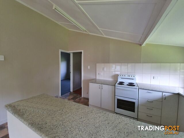 2 King Street TULLY QLD 4854