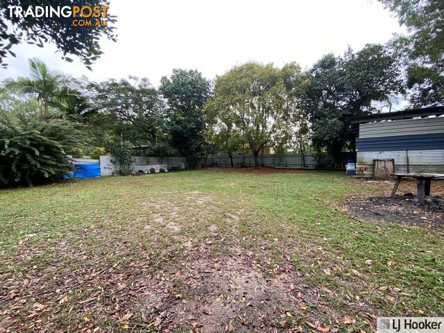 25 Scott Street CARDWELL QLD 4849 - photo 2 of 6