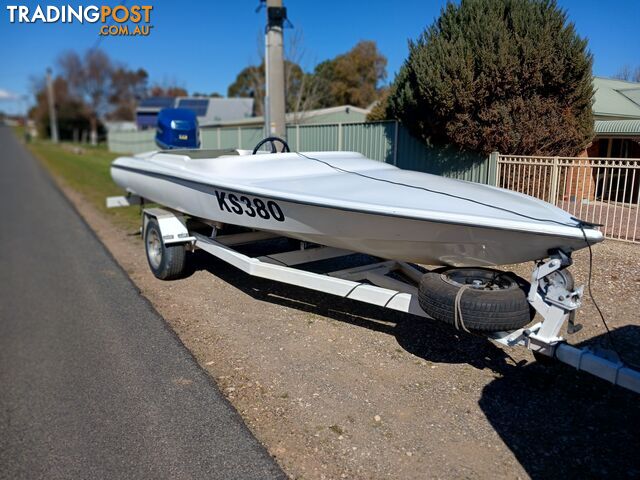 Judd Craft Ski Boat with 140Hp Evinrude Outboard