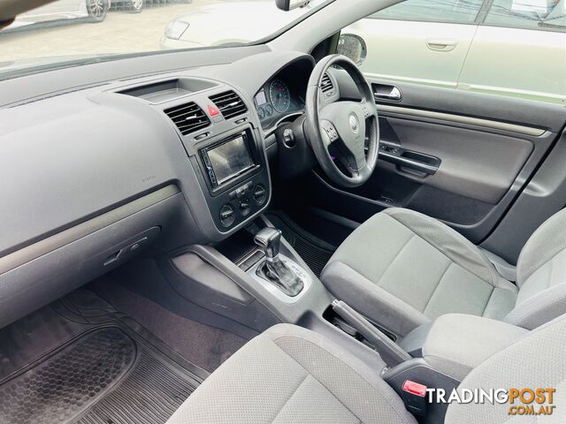 2005 VOLKSWAGEN GOLF 2.0 FSI COMFORTLINE 1K 5D HATCHBACK - photo 5 of 11