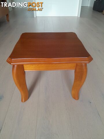 LAMP TABLE - FRENCH PROVINCIAL STYLE SOLID WOOD