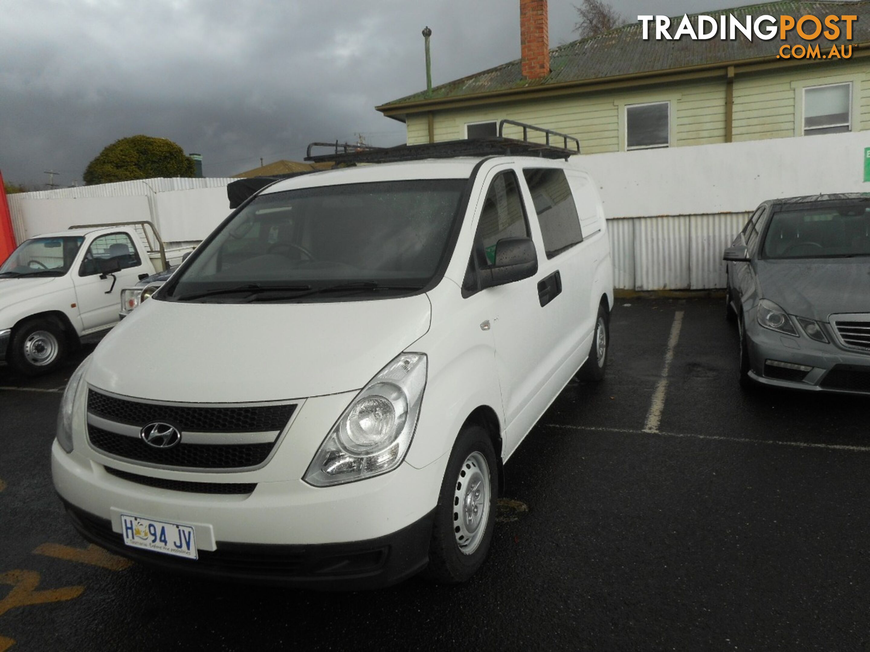 2010 HYUNDAI iLOAD TQ 4D VAN