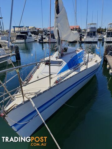 Whiting 30' yacht