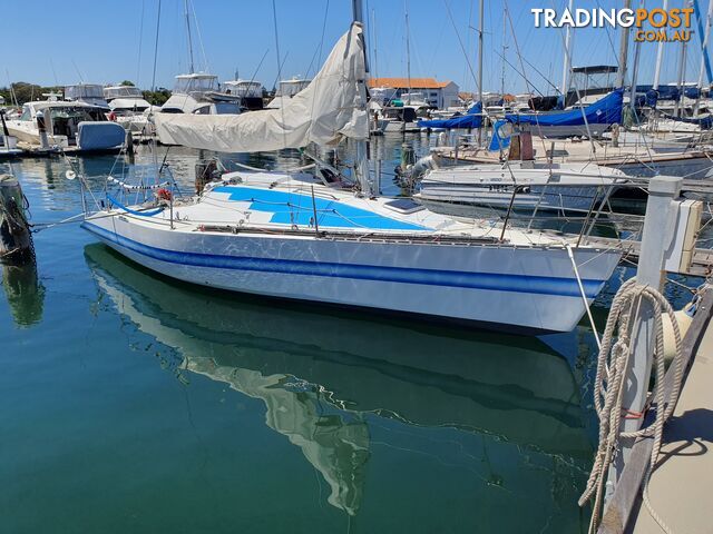 Whiting 30' yacht