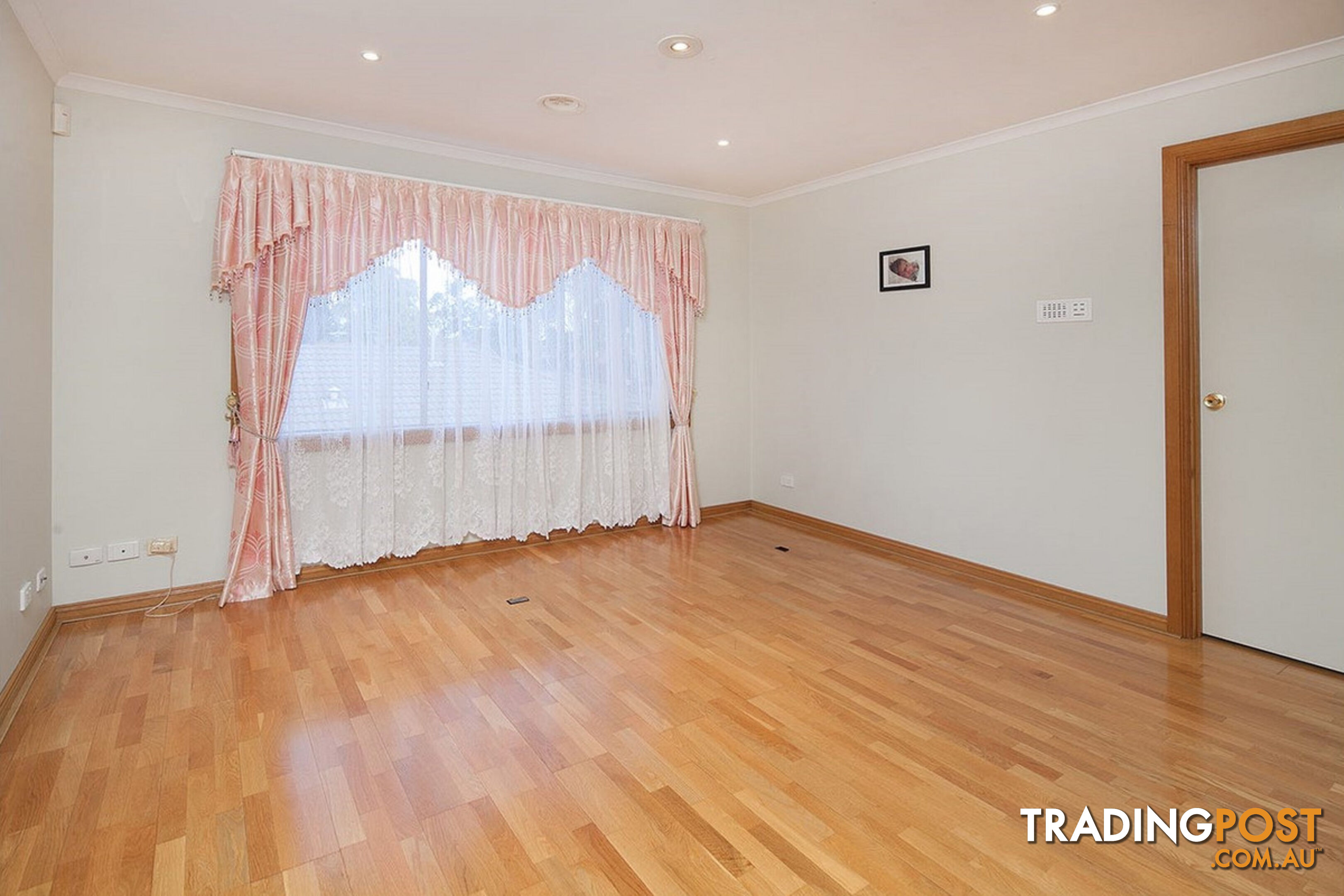 8 Banyalla Drive CRANBOURNE WEST VIC 3977