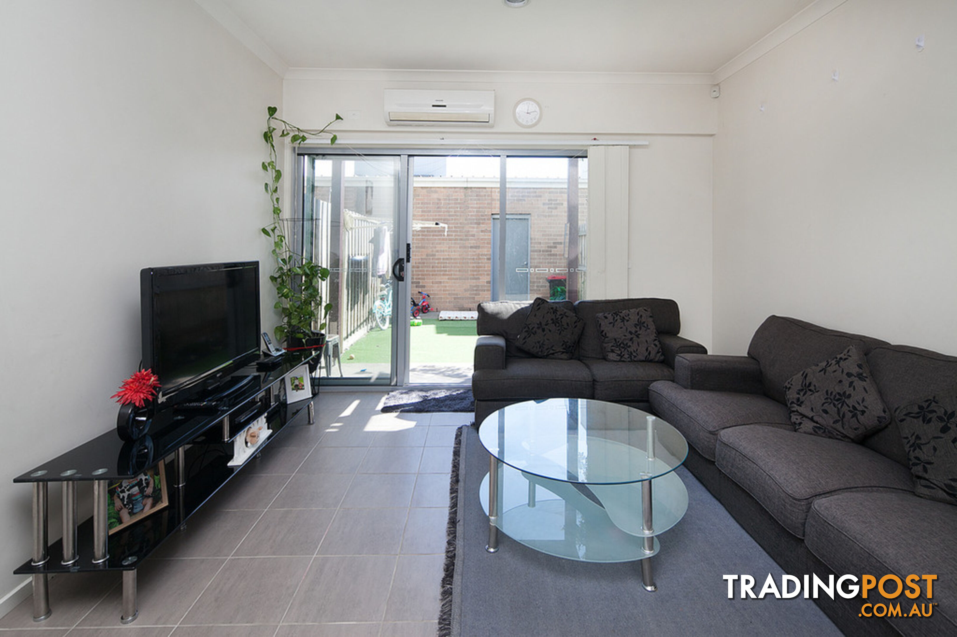 11a Huckson St DANDENONG VIC 3175