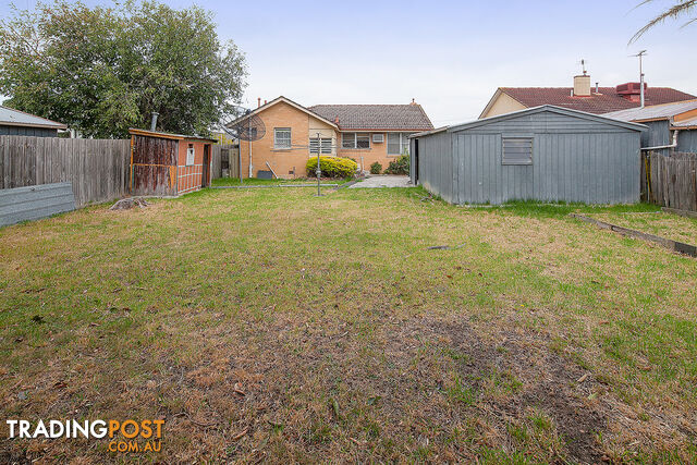 7 Crimson Drive DOVETON VIC 3177