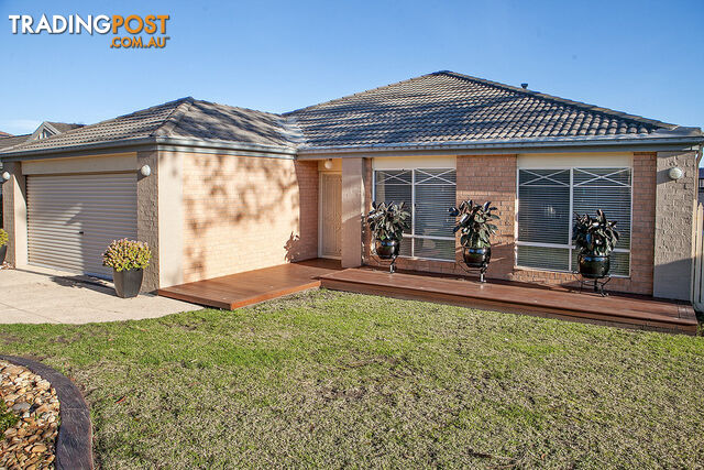 1 Eldershaw Drive LYNBROOK VIC 3975