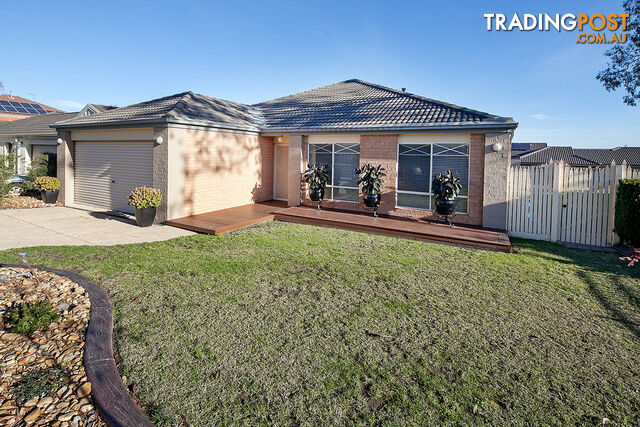 1 Eldershaw Drive LYNBROOK VIC 3975